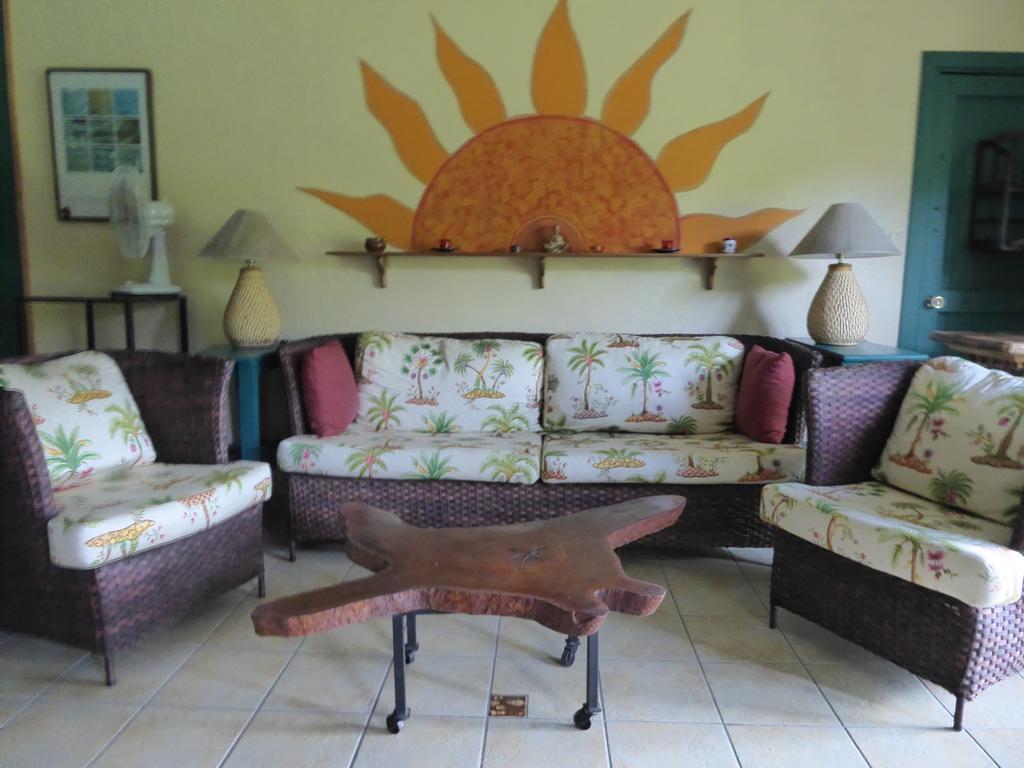 Lucky Bug Bed And Breakfast Nuevo Arenal Habitación foto
